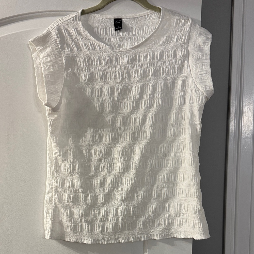 Chic White Textured Short Sleeve Top